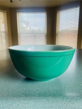 Vintage Pyrex #403 Green Milk Glass Mixing Bowl
